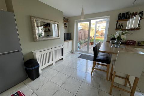 10 The Crescent, Burry Port, SA16 0PP