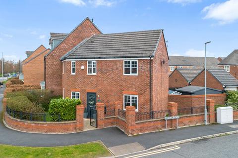 3 bedroom end of terrace house for sale, Bretton Avenue, Warrington, WA1