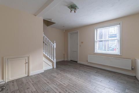 2 bedroom end of terrace house for sale, James Street, Macclesfield SK11