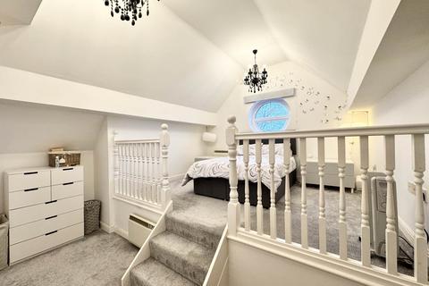 2 bedroom apartment for sale, Cowley Court, Cowley Hill Lane, St Helens