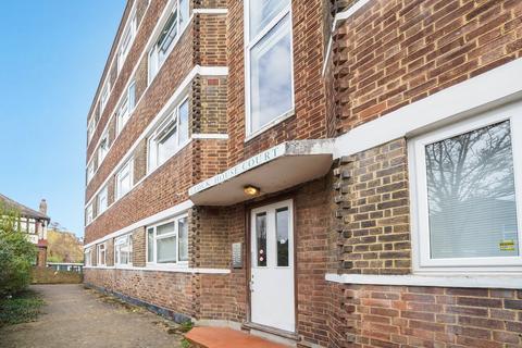 1 bedroom flat for sale, Clock House Road, Beckenham BR3