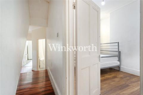 34a Keston Road, London, N17 6PN