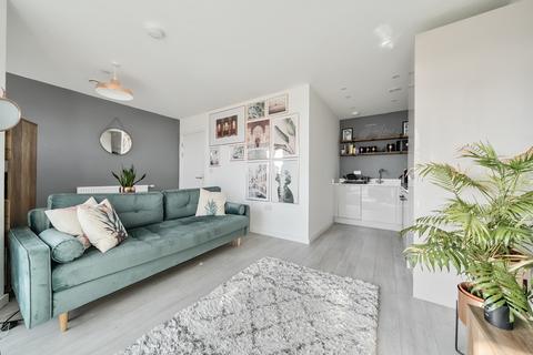 1 bedroom apartment for sale, Pomeroy Street, London