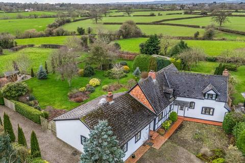 4 bedroom house for sale, Station Road, Overton on Dee.