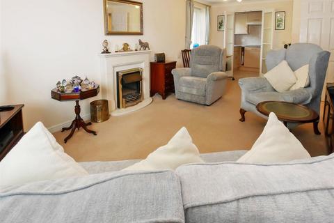 undefined, Church Street, Littlehampton BN17