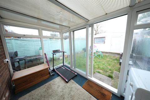 11 Briarfield Road, Hull, HU5 4HX