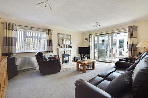 3 bedroom detached bungalow for sale, Thorne Crescent, Bexhill-On-Sea