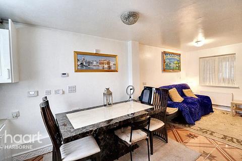 4 bedroom terraced house for sale, Barrett Street, Smethwick