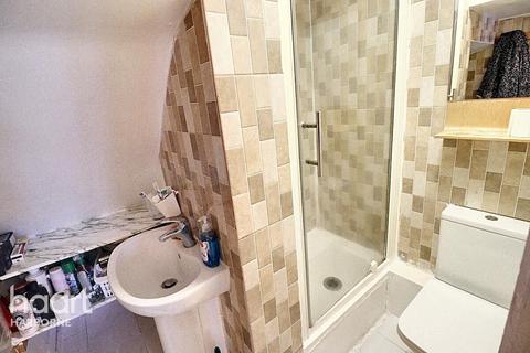 4 bedroom terraced house for sale, Barrett Street, Smethwick