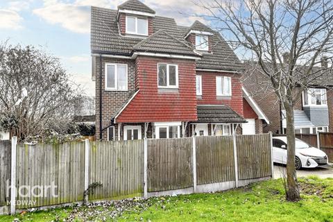 3 bedroom semi-detached house for sale, Gun Lane, Rochester