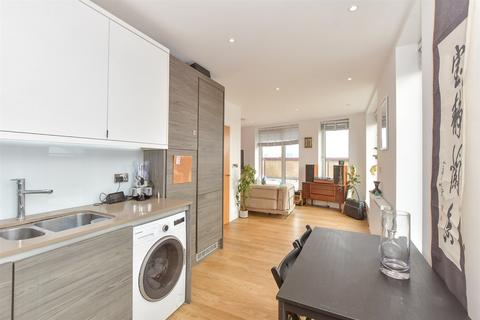 2 bedroom flat for sale, Tallack Road, Leyton