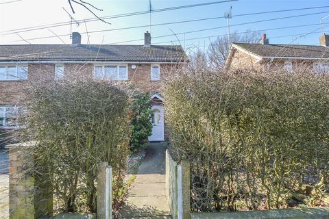 2 bedroom end of terrace house for sale, Hawthorn Avenue, Brentwood