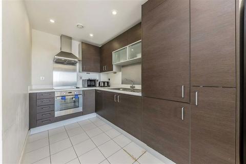 1 bedroom flat for sale, Christian Street, London E1