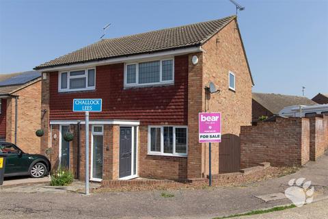 undefined, Challock Lees, Basildon SS13