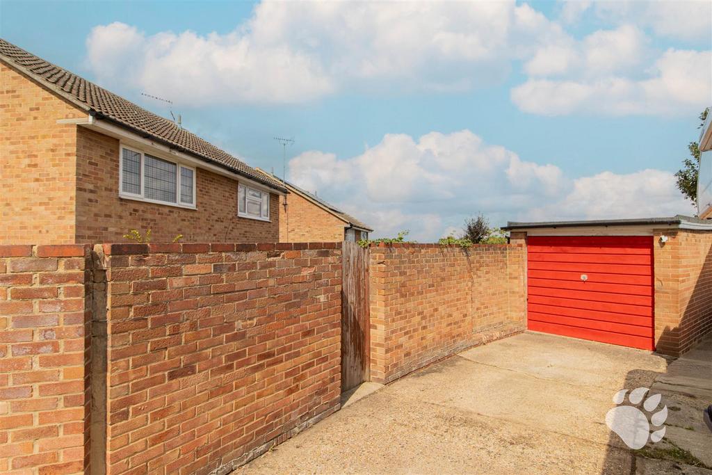 Garage &amp; Parking