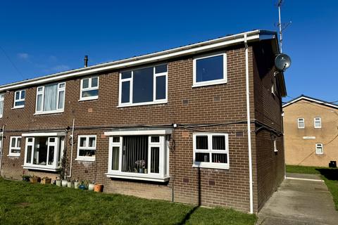 2 bedroom flat for sale, Kilmory Place, Bispham FY2