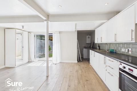 3 bedroom terraced house to rent, The Dart, Hemel Hempstead, Hertfordshire, HP2 6EW