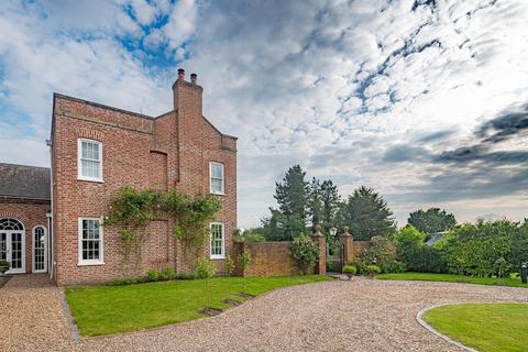 6 bedroom manor house for sale, Wass Lane, Market Rasen LN8