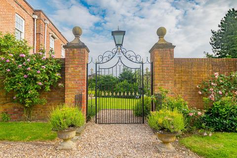 6 bedroom manor house for sale, Wass Lane, Market Rasen LN8