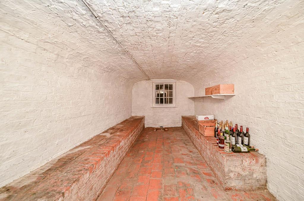 Wine cellar 38.jpg