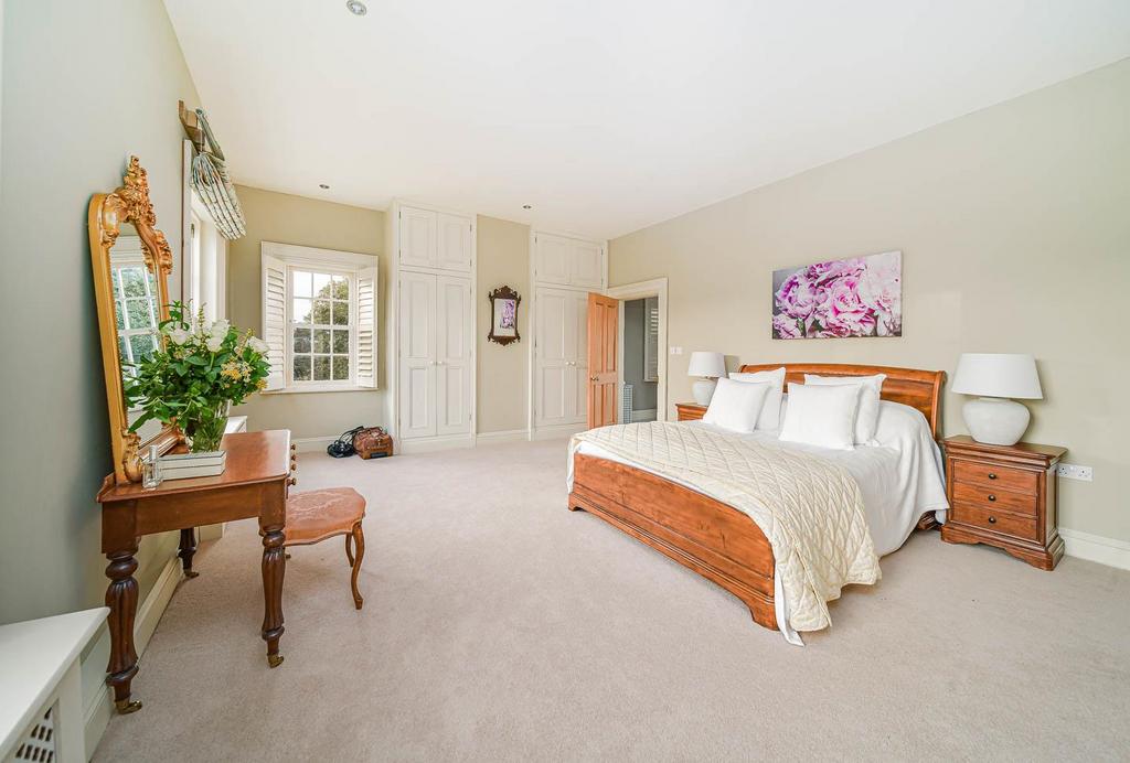 Principal Suite 27.jpg
