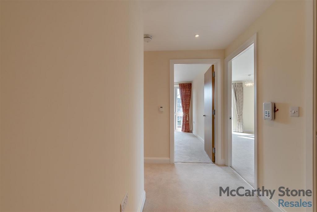 8638982-interior33.jpg