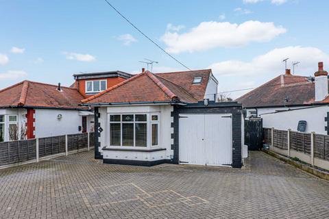 4 bedroom semi-detached bungalow for sale, Barling Road, Southend-on-sea, SS3