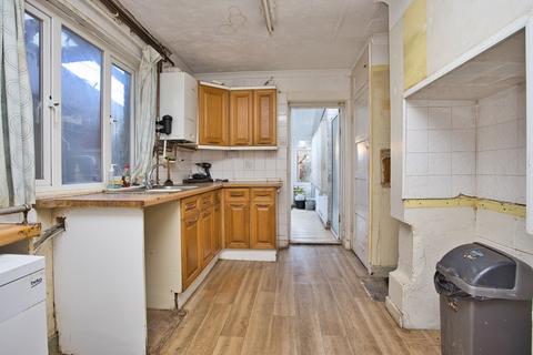 4 bedroom terraced house for sale, Morehall Avenue, Folkestone, CT19