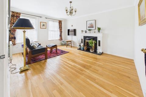 3 bedroom flat for sale, The Green, Southwick