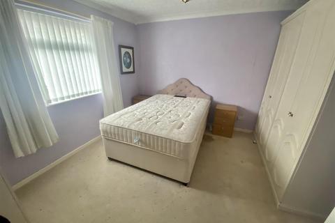 1 bedroom apartment for sale, Green Close, Dewsbury