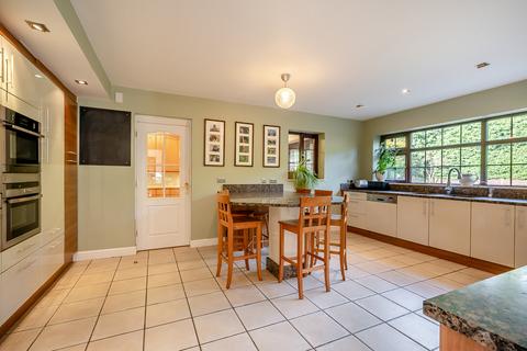 5 bedroom detached house for sale, Shawbury Village, Shustoke, North Warwickshire B46 2RU