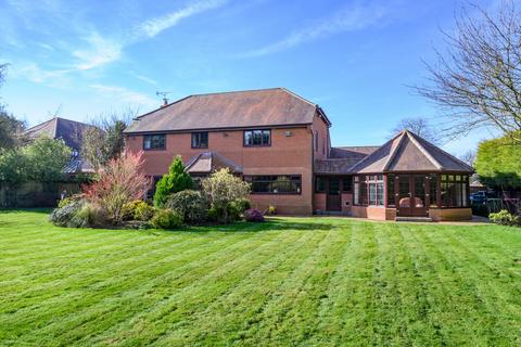 5 bedroom detached house for sale, Shawbury Village, Shustoke, North Warwickshire B46 2RU