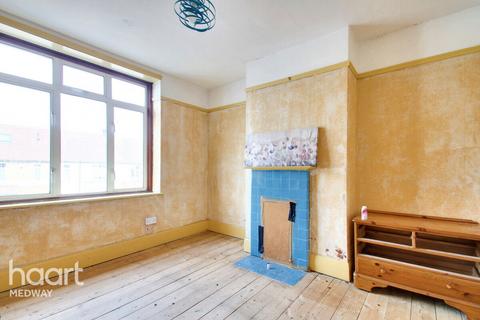 3 bedroom terraced house for sale, Lewis Avenue, Gillingham