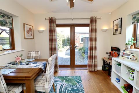 39 Back Lane, Holme On Spalding Moor, York, YO43 4AP