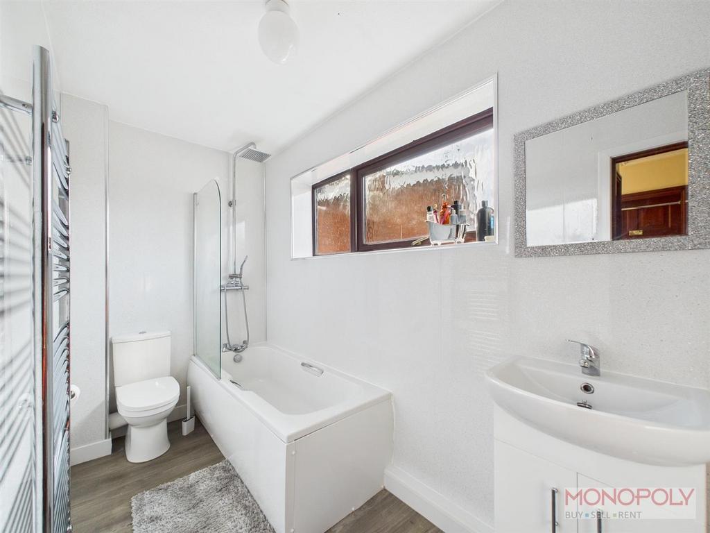 Family bathroom