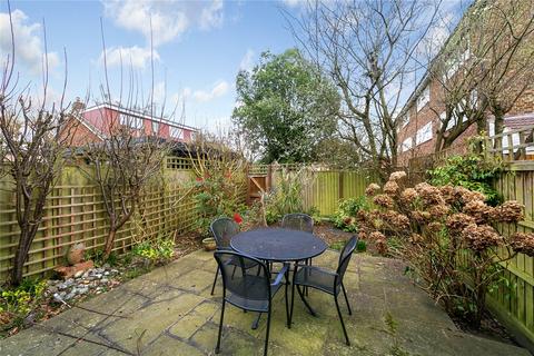 3 bedroom terraced house for sale, Kingfisher Drive, Richmond, TW10