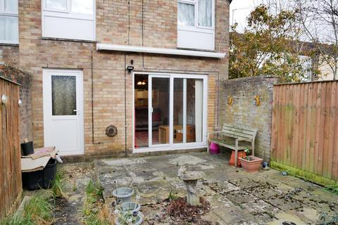 3 bedroom terraced house for sale, Page Close, Calne