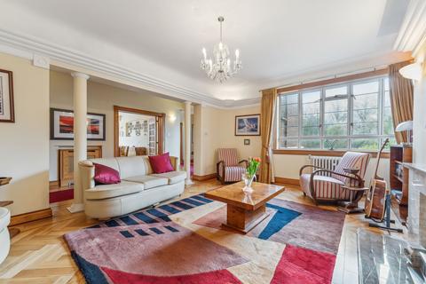 4 bedroom apartment for sale, Kelvin Court, Claythorne, Glasgow, G12