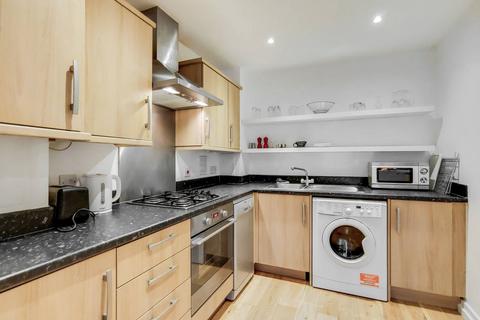 1 bedroom flat to rent, Storehouse Mews, Westferry, London, E14