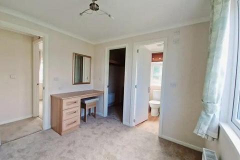 undefined, Malvern WR13