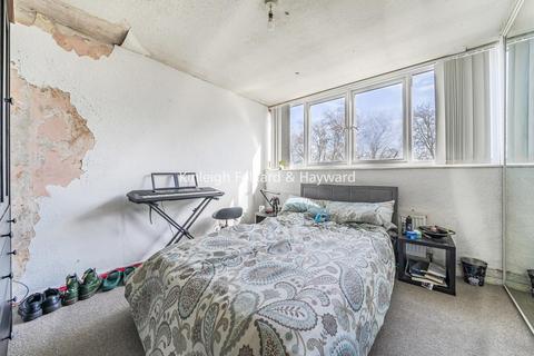 28a Letchworth Drive, Bromley, BR2 9BE