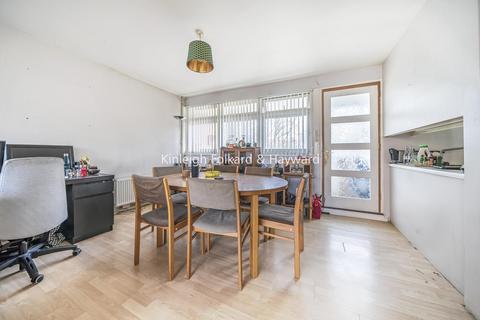 28a Letchworth Drive, Bromley, BR2 9BE