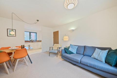2 bedroom flat for sale, St Georges Grove, Earlsfield, London, SW17