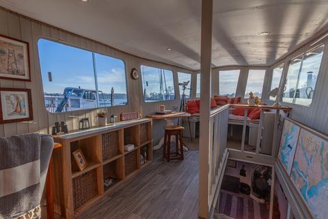 2 bedroom houseboat for sale, Mystery Quay, Dock Lane, IP12 1PE