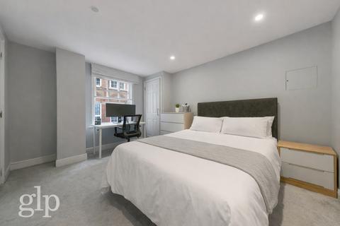2 bedroom apartment to rent, Picton Place, London, Mayfair, W1U