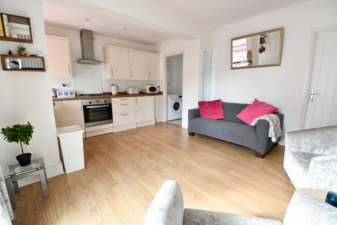 1 bedroom flat for sale, Bedford Road, Kempston, Bedford, MK42