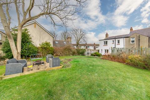 3 bedroom end of terrace house for sale, North Lane, Seahouses NE68