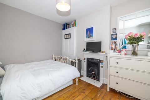 6 Albert Road, Canterbury, CT1 1UJ