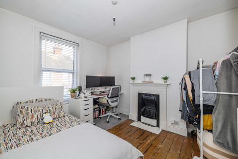 6 Albert Road, Canterbury, CT1 1UJ