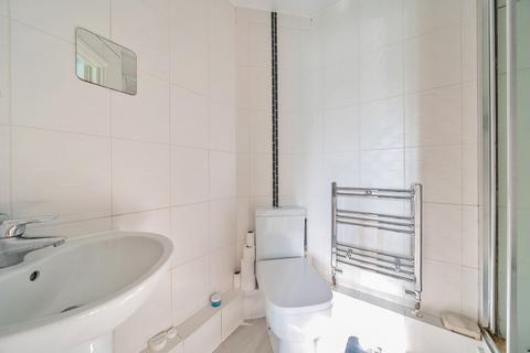 12 Fentiman Way, Harrow, HA2 8FD